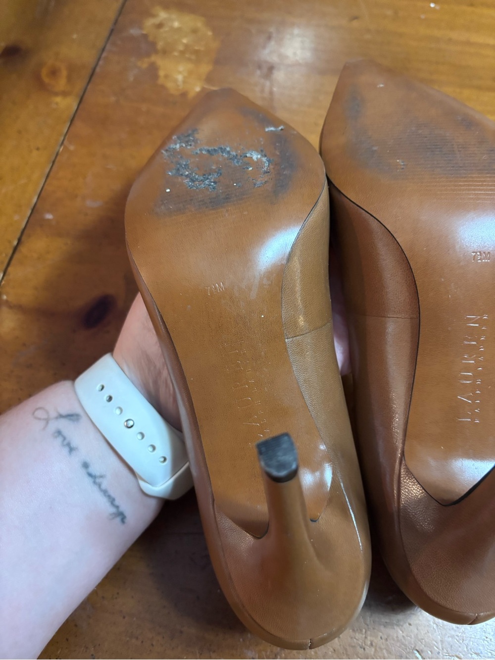 Ralph Lauren Tan Leather Pointed-Toe Pumps - Picture 9 of 11